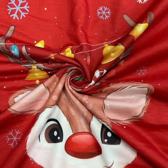 Women's Plus Reindeer & Snowflake Print Long Sleeve Shirt - Picture 2 of 3